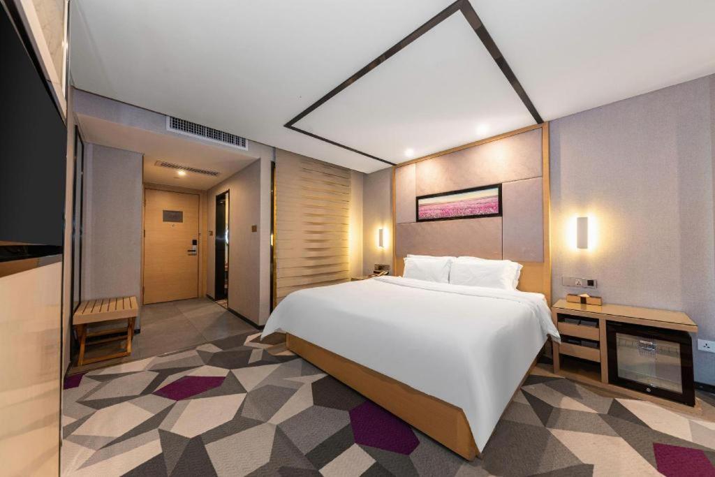 Lavande Hotel Nanchang Ai XI Hu Subway East Station Branch Exteriör bild