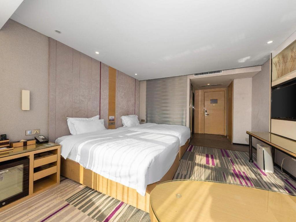 Lavande Hotel Nanchang Ai XI Hu Subway East Station Branch Exteriör bild