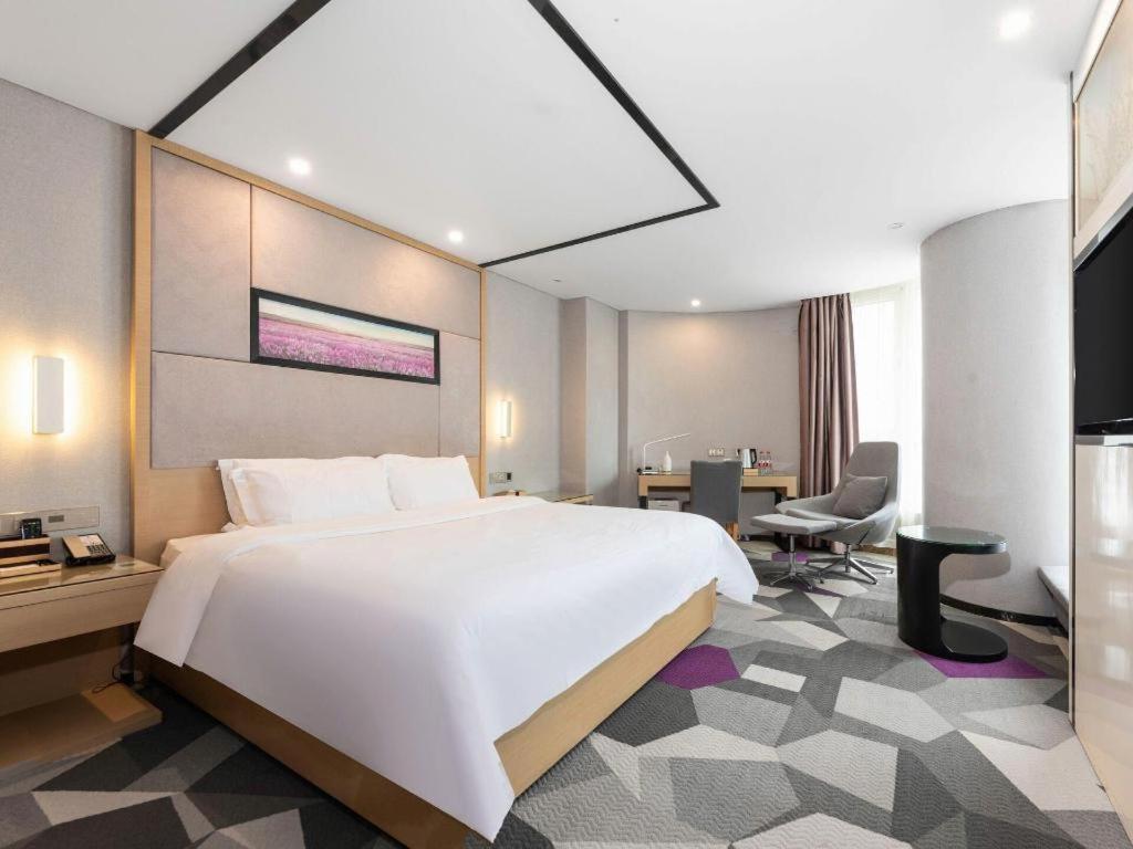 Lavande Hotel Nanchang Ai XI Hu Subway East Station Branch Exteriör bild