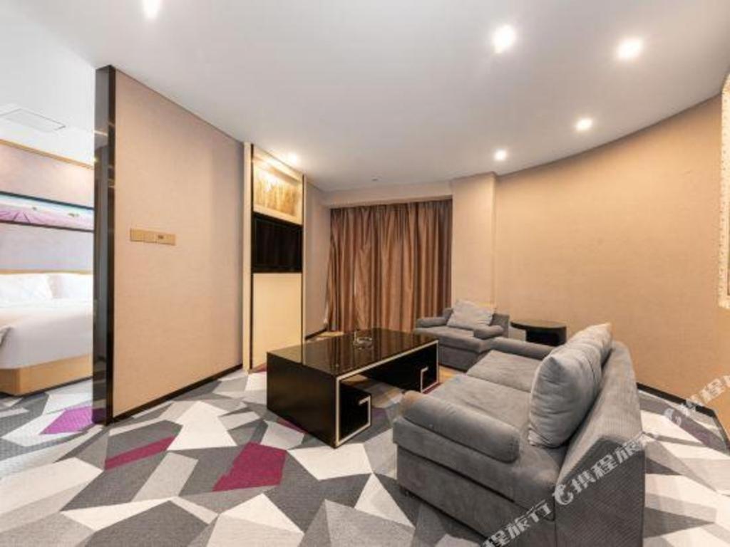 Lavande Hotel Nanchang Ai XI Hu Subway East Station Branch Exteriör bild