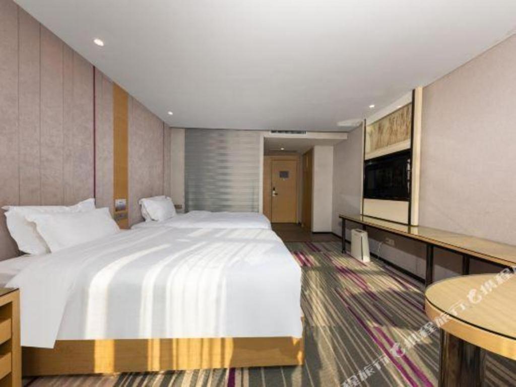 Lavande Hotel Nanchang Ai XI Hu Subway East Station Branch Exteriör bild