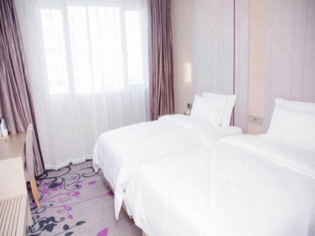 Lavande Hotel Nanchang Ai XI Hu Subway East Station Branch Exteriör bild